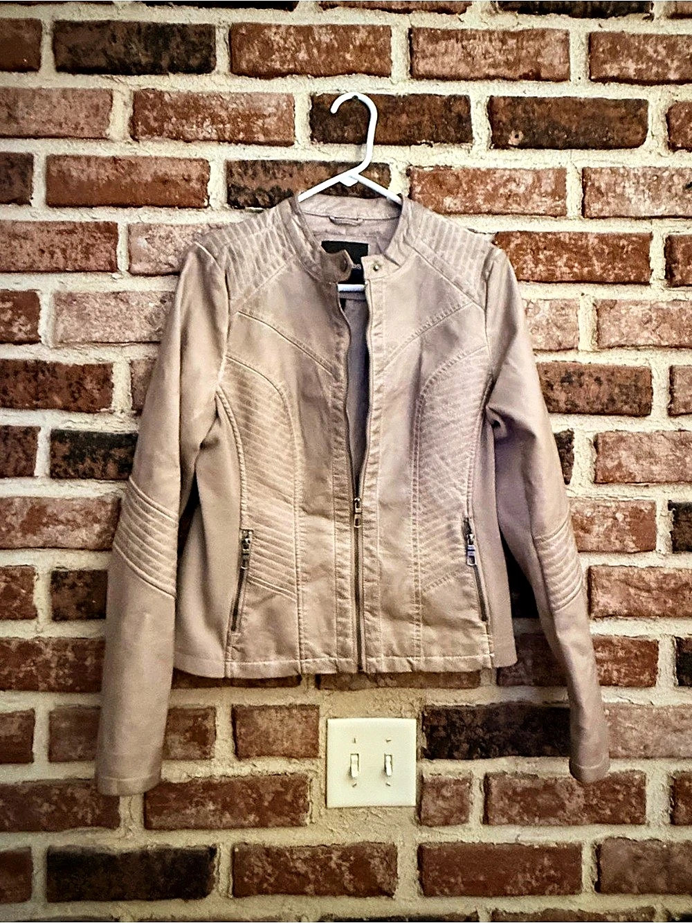 Maurices Women's Moto Jacket in Tan Size Large Like New